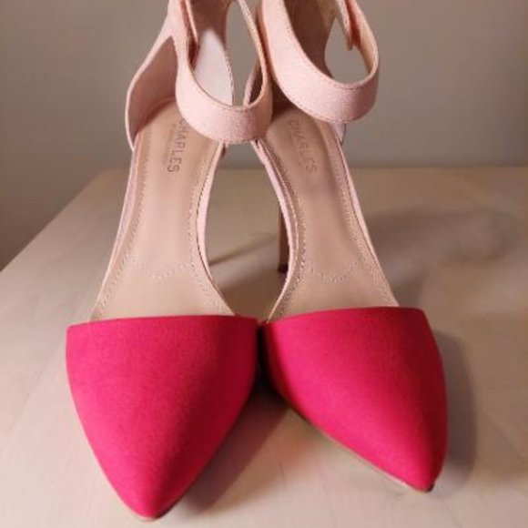 Like New - Charles by Charles David Pointer Pumps - Picture 3 of 5